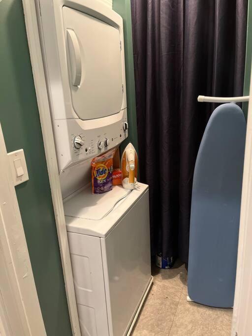 Trendy West Town Flat - 2 Bed / 1.5 Bath W Parking Apartment ชิคาโก ภายนอก รูปภาพ